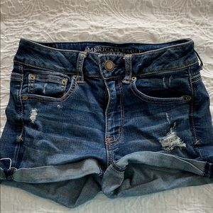 Denim hi-rise distressed shorts